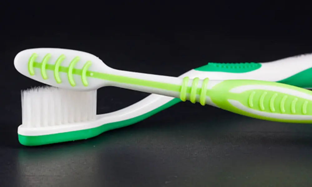 properly store toothbrush